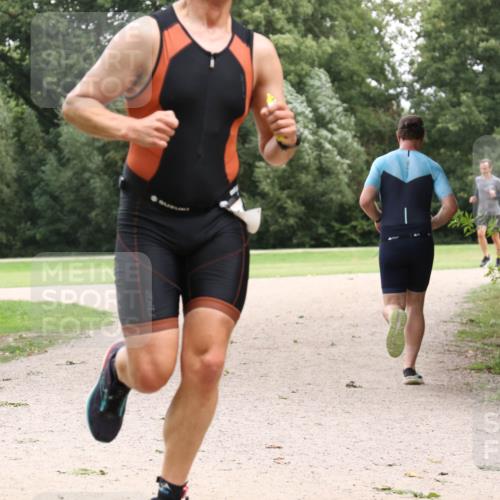 30.08.2026 - Elbe Triathlon Hamburg Antke Förster http://msf.ph/oto/10108739 30.08.2026 15:09:27 Laufen  meine-sportfotos.de