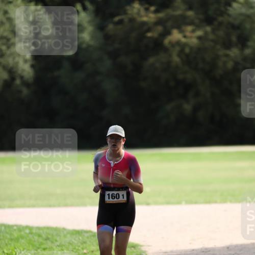 30.08.2026 - Elbe Triathlon Hamburg Antke Förster http://msf.ph/oto/10108742 30.08.2026 14:36:57 Laufen 1601 meine-sportfotos.de