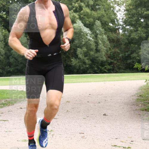 30.08.2026 - Elbe Triathlon Hamburg Antke Förster http://msf.ph/oto/10108755 30.08.2026 15:09:37 Laufen  meine-sportfotos.de
