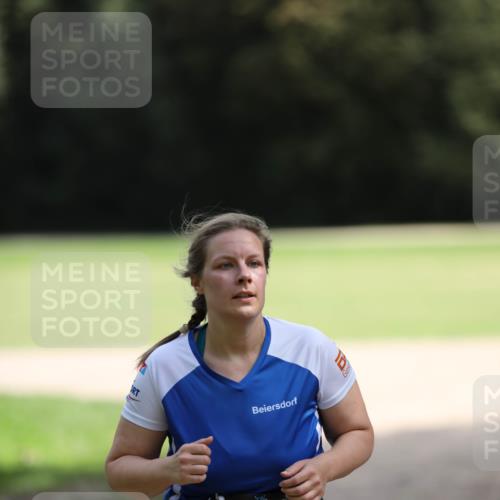 30.08.2026 - Elbe Triathlon Hamburg Antke Förster http://msf.ph/oto/10108764 30.08.2026 14:37:07 Laufen 1331, 2 meine-sportfotos.de