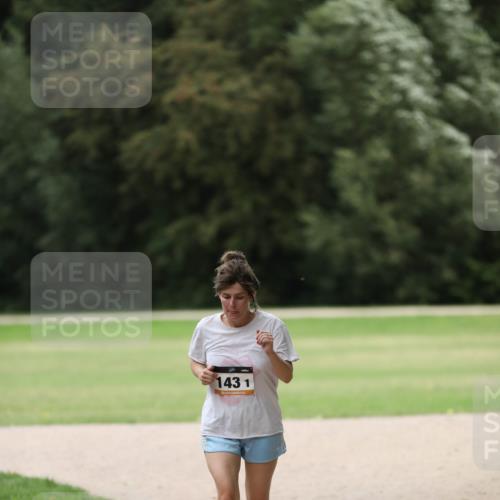 30.08.2026 - Elbe Triathlon Hamburg Antke Förster http://msf.ph/oto/10108770 30.08.2026 14:44:44 Laufen 143, 1 meine-sportfotos.de