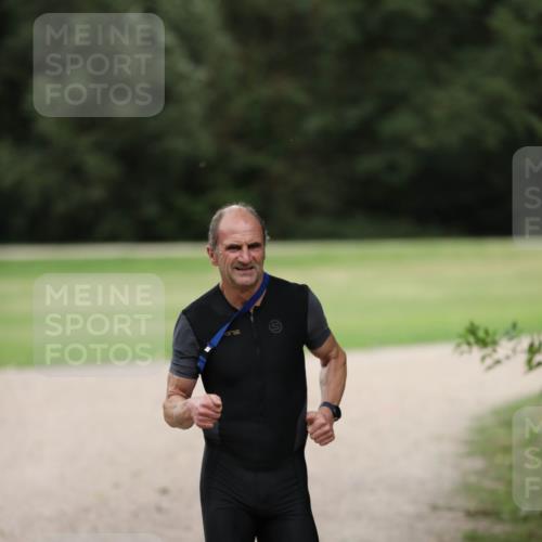 30.08.2026 - Elbe Triathlon Hamburg Antke Förster http://msf.ph/oto/10108796 30.08.2026 14:54:54 Laufen  meine-sportfotos.de
