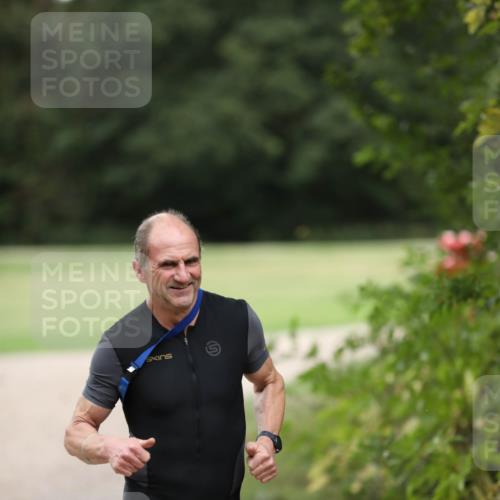 30.08.2026 - Elbe Triathlon Hamburg Antke Förster http://msf.ph/oto/10108798 30.08.2026 14:54:54 Laufen  meine-sportfotos.de