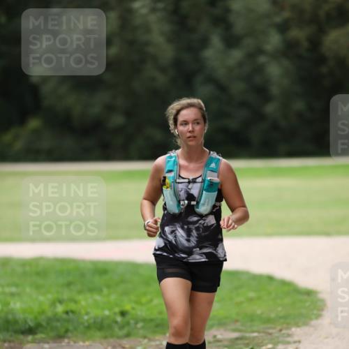 30.08.2026 - Elbe Triathlon Hamburg Antke Förster http://msf.ph/oto/10108804 30.08.2026 14:57:40 Laufen  meine-sportfotos.de