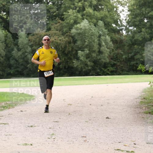 30.08.2026 - Elbe Triathlon Hamburg Antke Förster http://msf.ph/oto/10108807 30.08.2026 15:11:43 Laufen 1552 meine-sportfotos.de