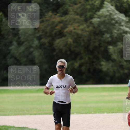 30.08.2026 - Elbe Triathlon Hamburg Antke Förster http://msf.ph/oto/10108814 30.08.2026 14:58:16 Laufen 2 meine-sportfotos.de
