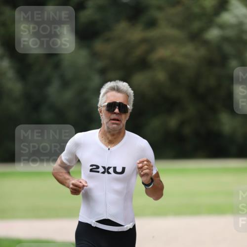 30.08.2026 - Elbe Triathlon Hamburg Antke Förster http://msf.ph/oto/10108820 30.08.2026 14:58:18 Laufen 2 meine-sportfotos.de