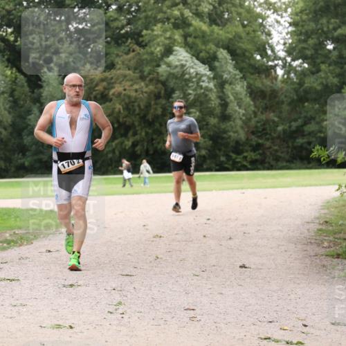 30.08.2026 - Elbe Triathlon Hamburg Antke Förster http://msf.ph/oto/10108821 30.08.2026 15:12:46 Laufen 1702, 1412 meine-sportfotos.de