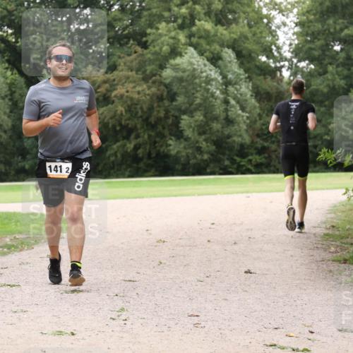 30.08.2026 - Elbe Triathlon Hamburg Antke Förster http://msf.ph/oto/10108831 30.08.2026 15:12:50 Laufen 141, 2 meine-sportfotos.de