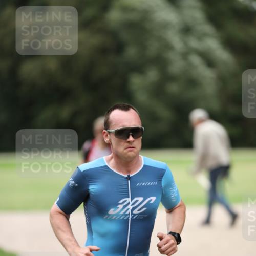 30.08.2026 - Elbe Triathlon Hamburg Antke Förster http://msf.ph/oto/10108834 30.08.2026 14:58:26 Laufen 3 meine-sportfotos.de