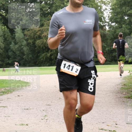 30.08.2026 - Elbe Triathlon Hamburg Antke Förster http://msf.ph/oto/10108839 30.08.2026 15:12:52 Laufen 141, 2 meine-sportfotos.de