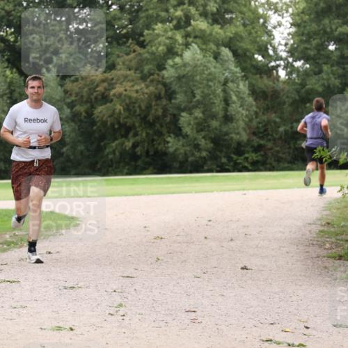 30.08.2026 - Elbe Triathlon Hamburg Antke Förster http://msf.ph/oto/10108845 30.08.2026 15:13:04 Laufen  meine-sportfotos.de