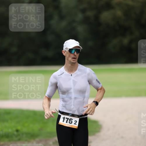 30.08.2026 - Elbe Triathlon Hamburg Antke Förster http://msf.ph/oto/10108864 30.08.2026 15:00:40 Laufen 1762 meine-sportfotos.de