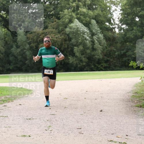 30.08.2026 - Elbe Triathlon Hamburg Antke Förster http://msf.ph/oto/10108891 30.08.2026 15:19:55 Laufen 130, 2 meine-sportfotos.de