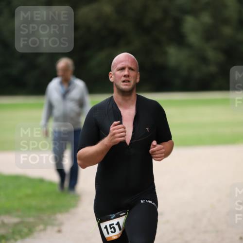 30.08.2026 - Elbe Triathlon Hamburg Antke Förster http://msf.ph/oto/10108906 30.08.2026 15:02:00 Laufen 151 meine-sportfotos.de