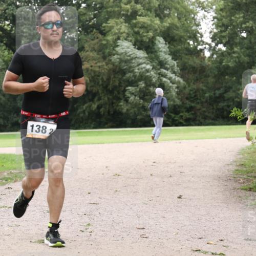 30.08.2026 - Elbe Triathlon Hamburg Antke Förster http://msf.ph/oto/10108909 30.08.2026 15:20:17 Laufen 1382 meine-sportfotos.de