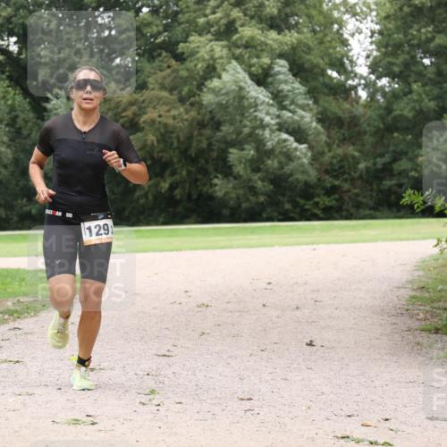 30.08.2026 - Elbe Triathlon Hamburg Antke Förster http://msf.ph/oto/10108919 30.08.2026 15:25:28 Laufen 1293 meine-sportfotos.de