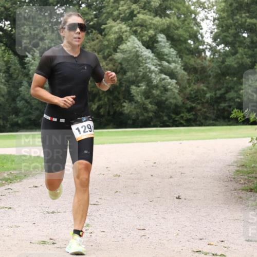 30.08.2026 - Elbe Triathlon Hamburg Antke Förster http://msf.ph/oto/10108921 30.08.2026 15:25:28 Laufen 129 meine-sportfotos.de
