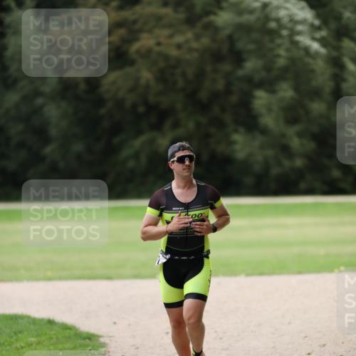 30.08.2026 - Elbe Triathlon Hamburg Antke Förster http://msf.ph/oto/10108946 30.08.2026 15:02:54 Laufen 00 meine-sportfotos.de