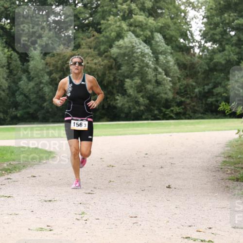 30.08.2026 - Elbe Triathlon Hamburg Antke Förster http://msf.ph/oto/10108953 30.08.2026 15:30:40 Laufen 156, 3 meine-sportfotos.de