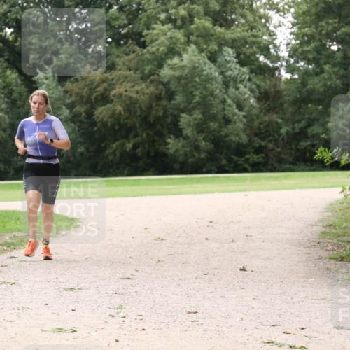 30.08.2026 - Elbe Triathlon Hamburg Antke Förster http://msf.ph/oto/10108977 30.08.2026 15:32:34 Laufen  meine-sportfotos.de