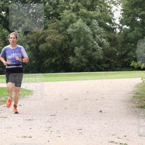 30.08.2026 - Elbe Triathlon Hamburg Antke Förster http://msf.ph/oto/10108979 30.08.2026 15:32:35 Laufen  meine-sportfotos.de