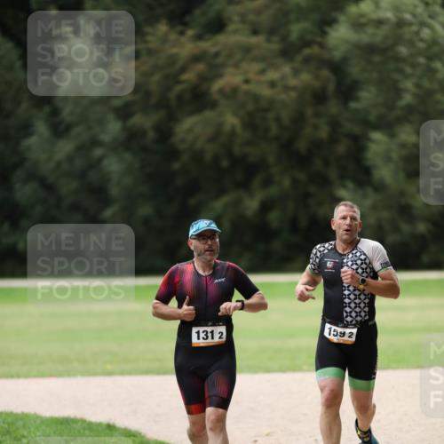 30.08.2026 - Elbe Triathlon Hamburg Antke Förster http://msf.ph/oto/10109028 30.08.2026 15:05:25 Laufen 131, 2, 159, 2 meine-sportfotos.de