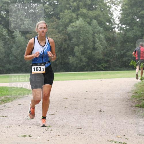 30.08.2026 - Elbe Triathlon Hamburg Antke Förster http://msf.ph/oto/10109029 30.08.2026 15:38:56 Laufen 163, 3 meine-sportfotos.de
