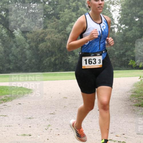 30.08.2026 - Elbe Triathlon Hamburg Antke Förster http://msf.ph/oto/10109033 30.08.2026 15:38:58 Laufen 1633 meine-sportfotos.de