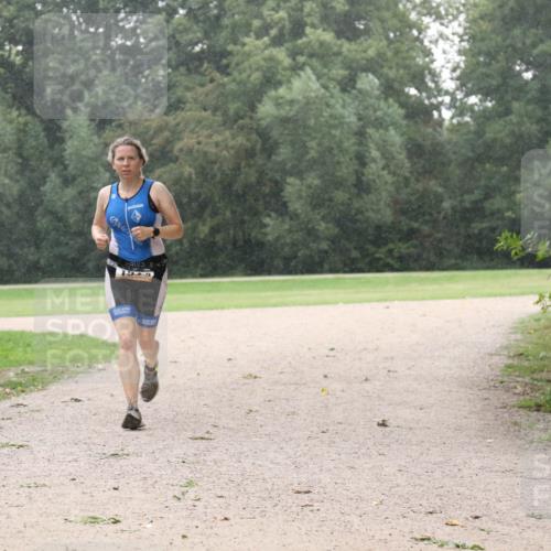 30.08.2026 - Elbe Triathlon Hamburg Antke Förster http://msf.ph/oto/10109037 30.08.2026 15:39:25 Laufen  meine-sportfotos.de