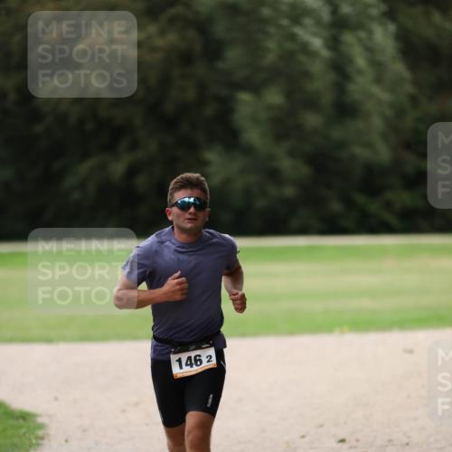 30.08.2026 - Elbe Triathlon Hamburg Antke Förster http://msf.ph/oto/10109046 30.08.2026 15:06:08 Laufen 146, 2 meine-sportfotos.de