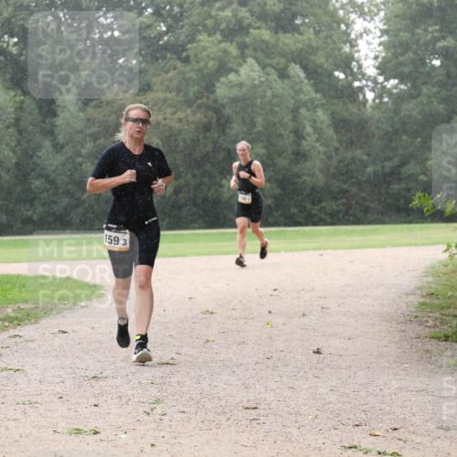 30.08.2026 - Elbe Triathlon Hamburg Antke Förster http://msf.ph/oto/10109051 30.08.2026 15:39:43 Laufen 159, 3 meine-sportfotos.de