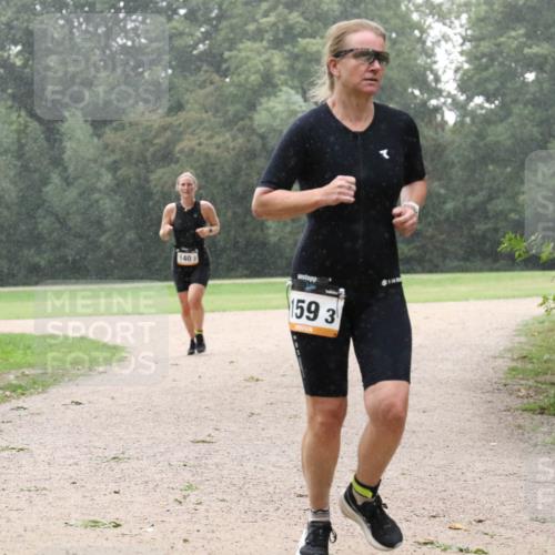 30.08.2026 - Elbe Triathlon Hamburg Antke Förster http://msf.ph/oto/10109057 30.08.2026 15:39:44 Laufen 140, 159, 3 meine-sportfotos.de