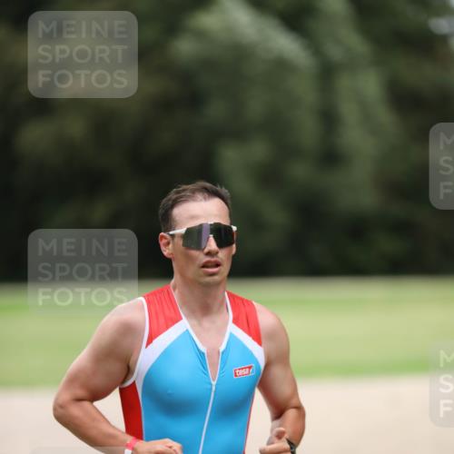 30.08.2026 - Elbe Triathlon Hamburg Antke Förster http://msf.ph/oto/10109074 30.08.2026 15:07:11 Laufen  meine-sportfotos.de