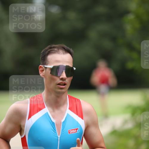 30.08.2026 - Elbe Triathlon Hamburg Antke Förster http://msf.ph/oto/10109078 30.08.2026 15:07:11 Laufen  meine-sportfotos.de