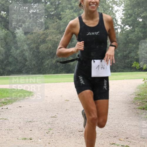 30.08.2026 - Elbe Triathlon Hamburg Antke Förster http://msf.ph/oto/10109081 30.08.2026 15:40:31 Laufen 7001, 1001, 176 meine-sportfotos.de