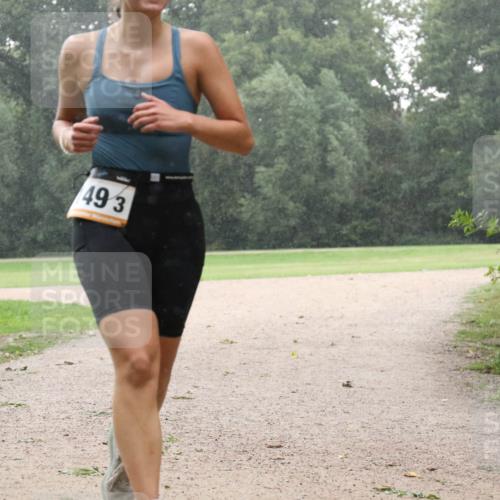 30.08.2026 - Elbe Triathlon Hamburg Antke Förster http://msf.ph/oto/10109093 30.08.2026 15:40:46 Laufen 49, 3 meine-sportfotos.de