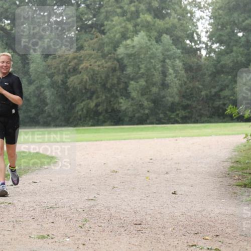 30.08.2026 - Elbe Triathlon Hamburg Antke Förster http://msf.ph/oto/10109111 30.08.2026 15:41:47 Laufen  meine-sportfotos.de
