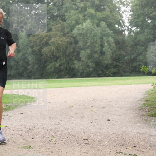 30.08.2026 - Elbe Triathlon Hamburg Antke Förster http://msf.ph/oto/10109115 30.08.2026 15:41:48 Laufen  meine-sportfotos.de