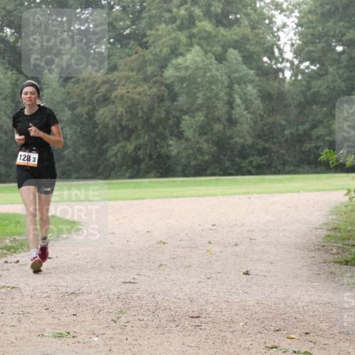 30.08.2026 - Elbe Triathlon Hamburg Antke Förster http://msf.ph/oto/10109123 30.08.2026 15:42:06 Laufen 128, 3 meine-sportfotos.de