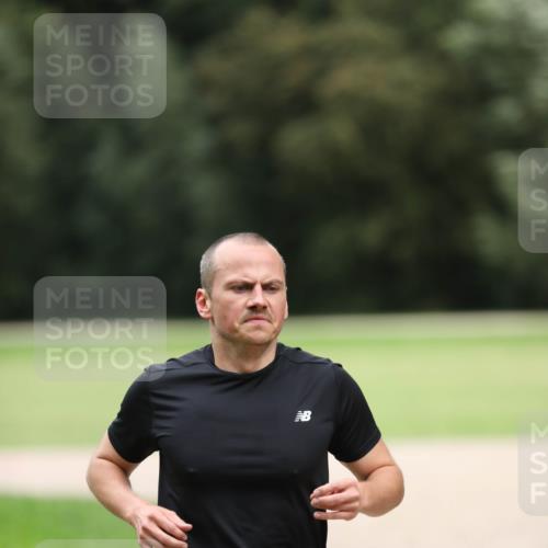 30.08.2026 - Elbe Triathlon Hamburg Antke Förster http://msf.ph/oto/10109124 30.08.2026 15:08:56 Laufen 1792 meine-sportfotos.de