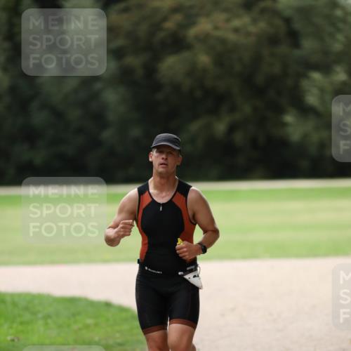 30.08.2026 - Elbe Triathlon Hamburg Antke Förster http://msf.ph/oto/10109132 30.08.2026 15:09:24 Laufen  meine-sportfotos.de