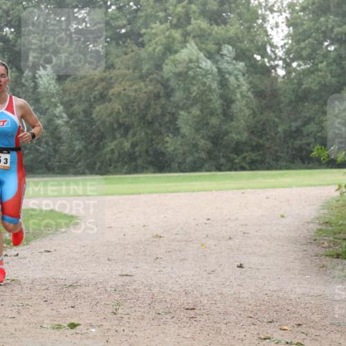 30.08.2026 - Elbe Triathlon Hamburg Antke Förster http://msf.ph/oto/10109149 30.08.2026 15:43:07 Laufen 135, 3 meine-sportfotos.de