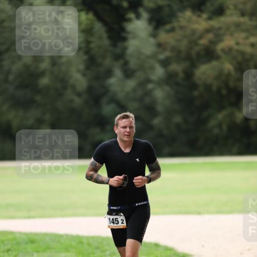30.08.2026 - Elbe Triathlon Hamburg Antke Förster http://msf.ph/oto/10109172 30.08.2026 15:10:50 Laufen 145, 2 meine-sportfotos.de