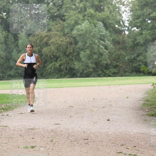 30.08.2026 - Elbe Triathlon Hamburg Antke Förster http://msf.ph/oto/10109183 30.08.2026 15:44:50 Laufen  meine-sportfotos.de