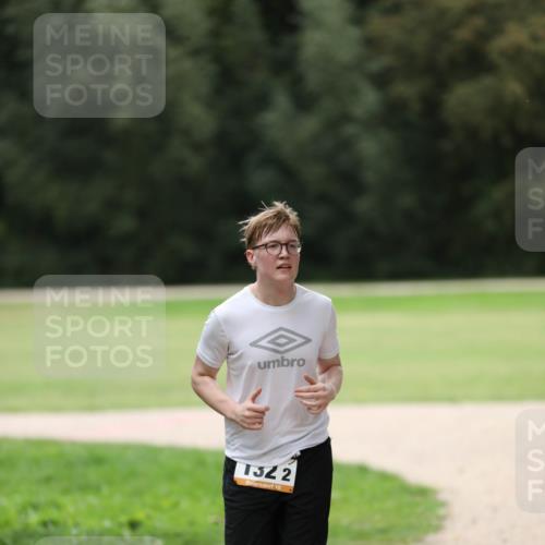 30.08.2026 - Elbe Triathlon Hamburg Antke Förster http://msf.ph/oto/10109186 30.08.2026 15:11:06 Laufen 1322, 10 meine-sportfotos.de