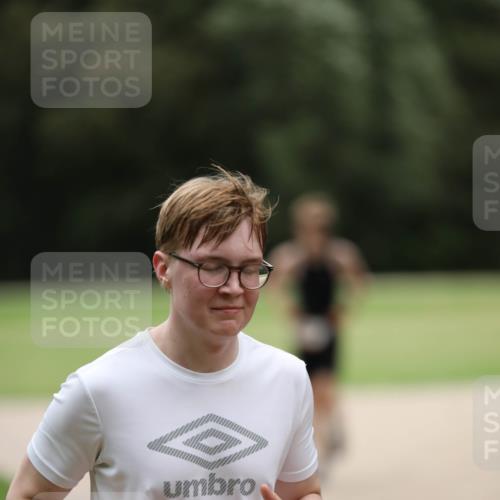 30.08.2026 - Elbe Triathlon Hamburg Antke Förster http://msf.ph/oto/10109192 30.08.2026 15:11:09 Laufen 1522, 10 meine-sportfotos.de