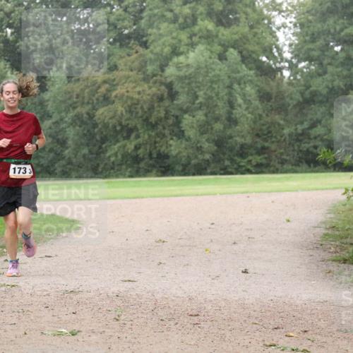 30.08.2026 - Elbe Triathlon Hamburg Antke Förster http://msf.ph/oto/10109193 30.08.2026 15:44:58 Laufen 1733 meine-sportfotos.de