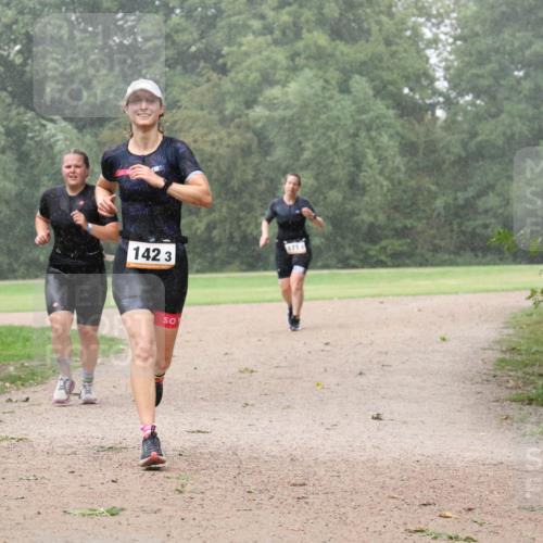 30.08.2026 - Elbe Triathlon Hamburg Antke Förster http://msf.ph/oto/10109213 30.08.2026 15:46:20 Laufen 142, 3, 171 meine-sportfotos.de