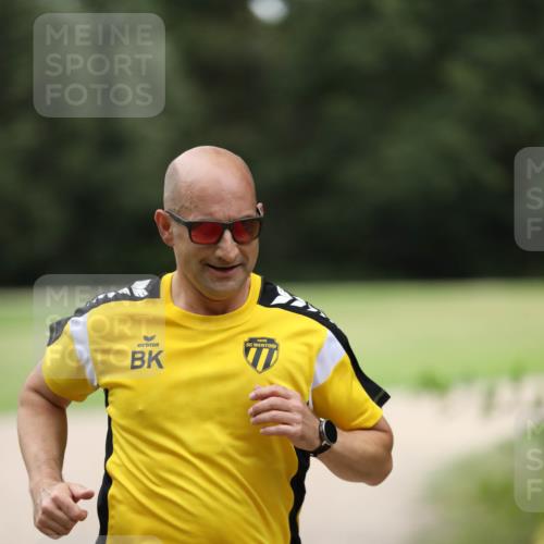 30.08.2026 - Elbe Triathlon Hamburg Antke Förster http://msf.ph/oto/10109216 30.08.2026 15:11:46 Laufen 1906, 1552 meine-sportfotos.de